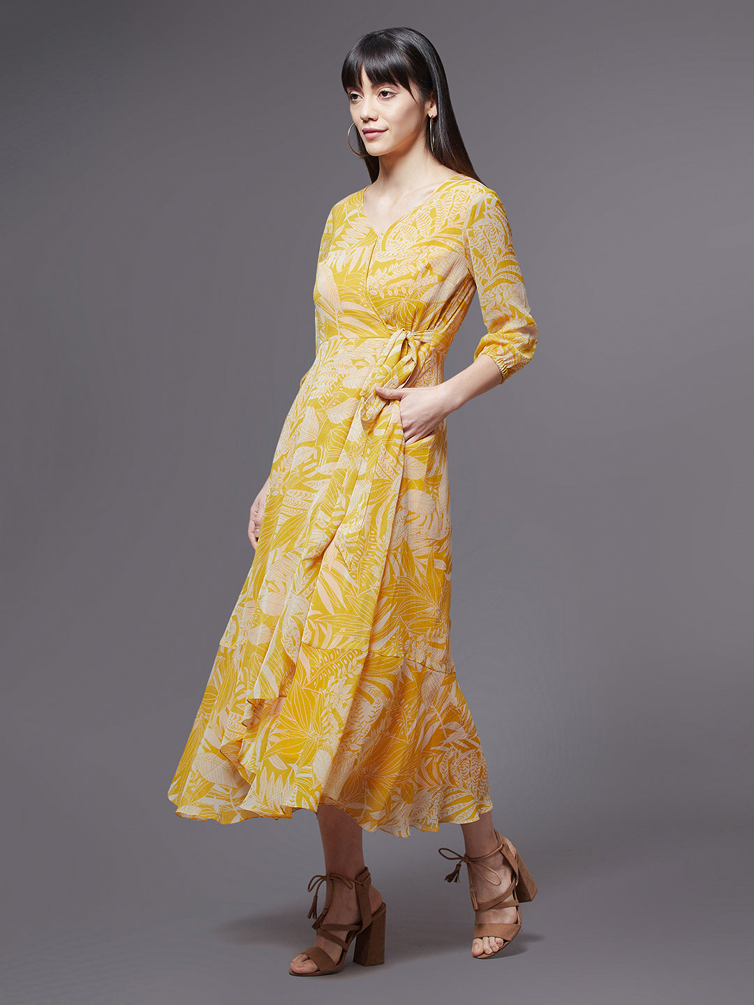 Women's Yellow & White V neck Full sleeve Floral Layered Maxi Dress